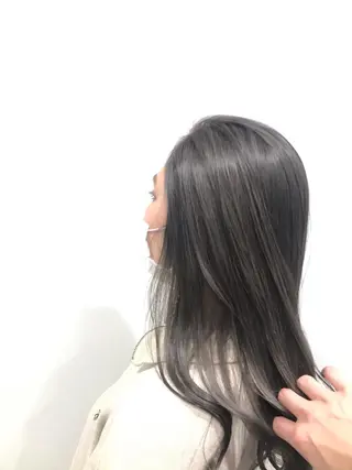 セミロング 下條 真のヘアスタイル