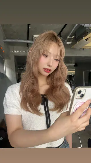 ロング カラー 無料カット/ハイ トーンカラー/きらのヘアスタイル