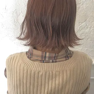 ショート カラー 江原 彩華のヘアスタイル