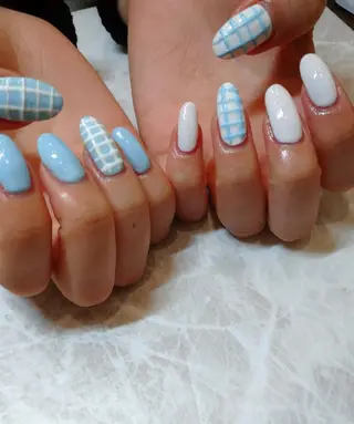 ネイル 會田 瑠衣のネイルデザイン