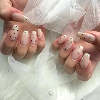 ネイル Rosa x rosa所属・Rosaxrosa AKANEのネイルデザイン