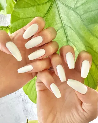 ネイル 浦添 MOON  nailのネイルデザイン