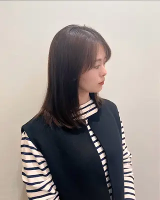 ミディアム SOLÉ.（ソレ)所属・白崎 龍神のヘアスタイル