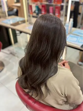 ロング カラー 猪狩 杏菜のヘアスタイル