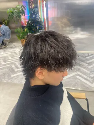 ショート パーマ メンズ カラーモデル⚡️ REONのヘアスタイル