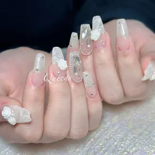 ネイル Queens テイのネイルデザイン