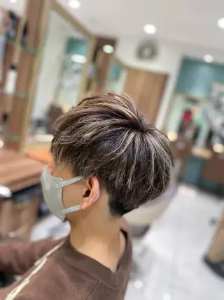 ショート カラー パーマ メンズ メンズパーマ/髪質改 善/ダメージケアのヘアスタイル