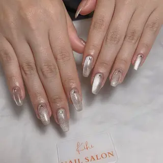 ネイル 💕鈴木ユリ パラジェル/オフ無料のネイルデザイン