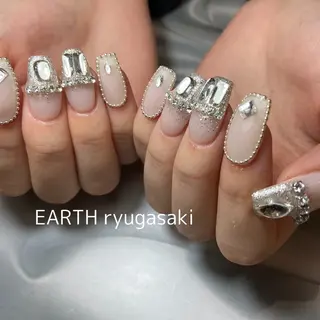ネイル hair&make EARTH coiffure beaute 龍ケ崎店所属・tomita ayakaのネイルデザイン