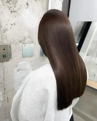 カラー ヘアアレンジ パーマ セミロング ヘアケア特化型サロン newi 梅田のヘアスタイル