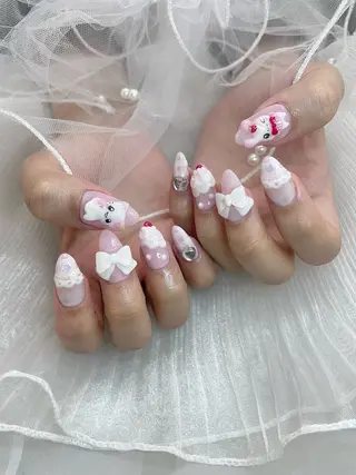 ネイル 五十嵐 美智のネイルデザイン