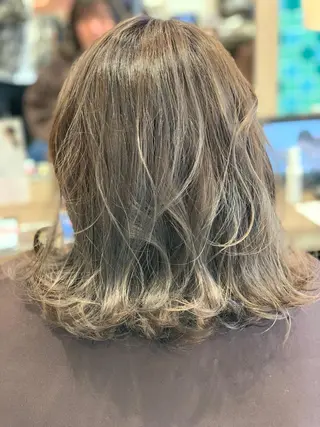 ミディアム カラー 上村 将人のヘアスタイル