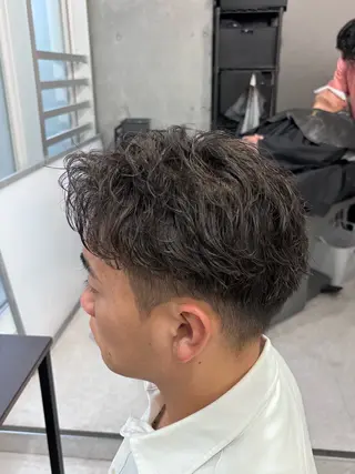 パーマ メンズ 美容研究所 🇰🇷yutoのヘアスタイル