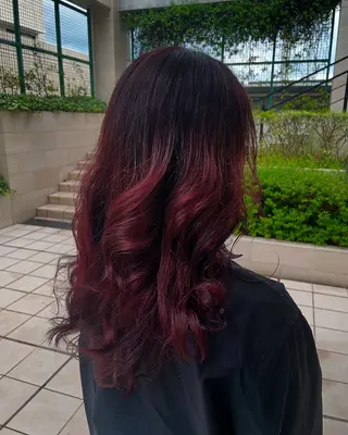 セミロング カラー 透明感/ハイトーン ／暖色カラー🍓のヘアスタイル