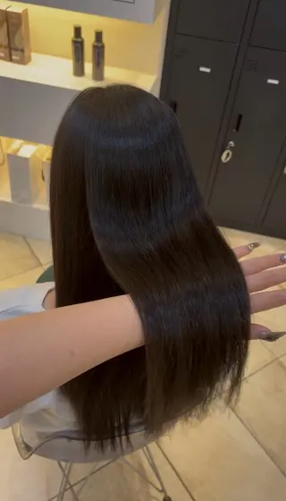 ロング 🐰根本 姫音｜ 淵野辺カラー🤍🫧のヘアスタイル