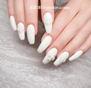 ネイル R inのネイルデザイン