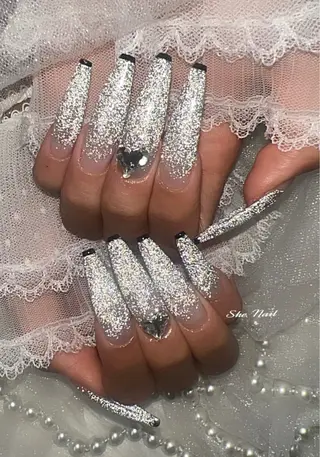 ネイル She   Nail所属・ISA_ BELLAのネイルデザイン