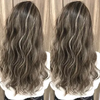 ロング カラー 井上 一平のヘアスタイル