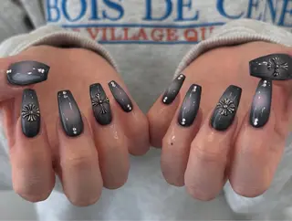 ネイル NIE MoMoのネイルデザイン