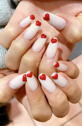 ネイル Nest 平出のネイルデザイン