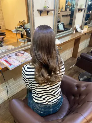 ロング Hair & Eyelash Riche所属・肥田 夕蘭のヘアスタイル