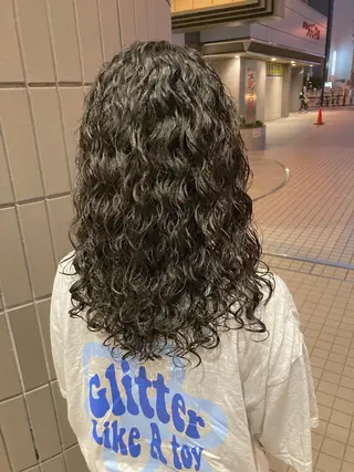 セミロング パーマ SHAFT Ieiriのヘアスタイル