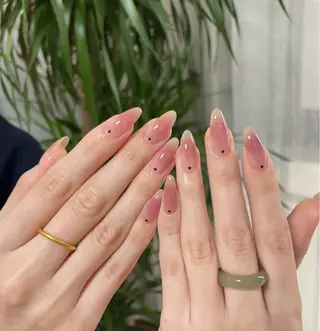 ネイル 💅E•U•B NAIL🌹所属・横浜市中区曙町 ネイルE·U·Bのネイルデザイン