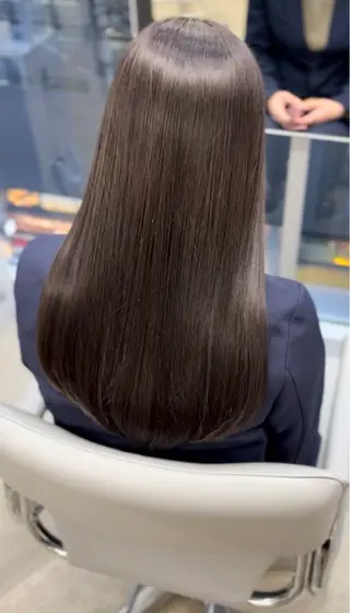 ロング 谷 ほのかのヘアスタイル