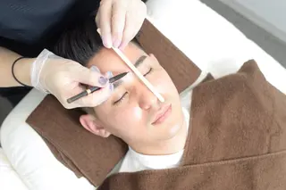 アイブロウ メンズ +i.b那覇店所属・+i.b那覇店 ハルナの眉毛・アイブロウイメージ