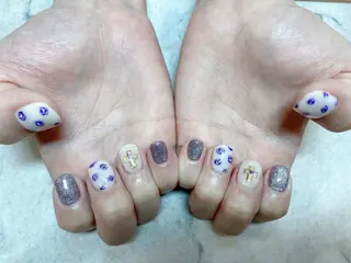 ネイル ネイルリボン 受付スタッフのネイルデザイン