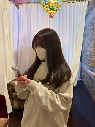 ロング 小野 楓未のヘアスタイル