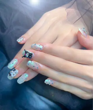 ネイル Reverb❁︎ 井上のネイルデザイン