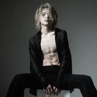 メンズ パーマ カラー ミディアム 木村 直哉のヘアスタイル