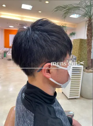 ショート メンズ 丁寧な施術で、 朝が楽になる髪のヘアスタイル