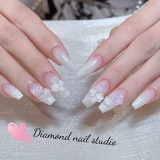 ネイル Ena 🧸のネイルデザイン