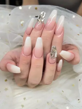 ネイル 鈴木 アキのネイルデザイン