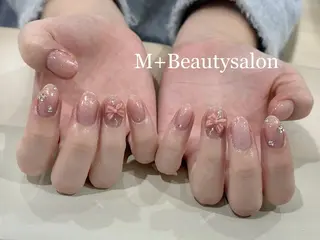 ネイル M+  Beauty Salonのネイルデザイン