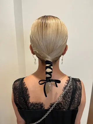 ミディアム ヘアアレンジ サソウ ユリエ🥥のヘアスタイル