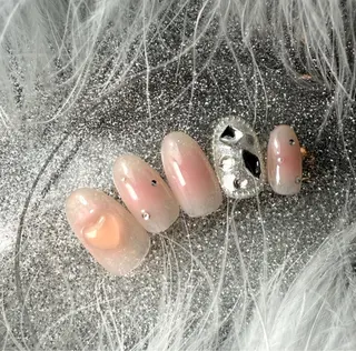 ネイル Nail salon  Euphoria所属・Euphoria Sakiのネイルデザイン