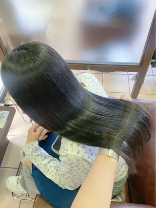 セミロング CLOVER学園前所属・鶴井 地のヘアスタイル