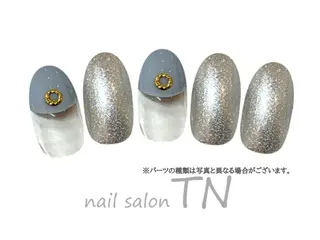 ネイル 矢川 まどかのネイルデザイン