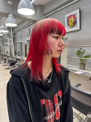 ミディアム スタイリスト ANNAのヘアスタイル