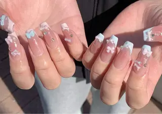 ネイル ＼近畿大学／近く🦢 Swanのネイルデザイン