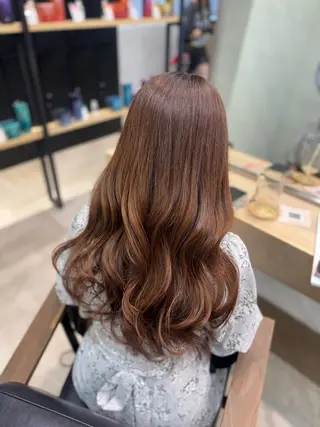 ロング カラー ハイトーン/艶カラー /ケアブリーチ/香音のヘアスタイル