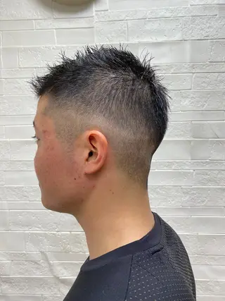 ショート 🌙𝑳𝑼𝑵𝑨 工藤/メンズカット✂のヘアスタイル