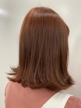 ミディアム 水谷 菜央のヘアスタイル