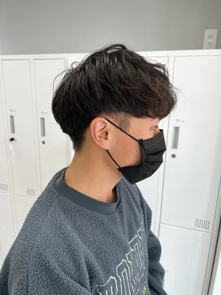 セミロング maya レイヤーカットのヘアスタイル