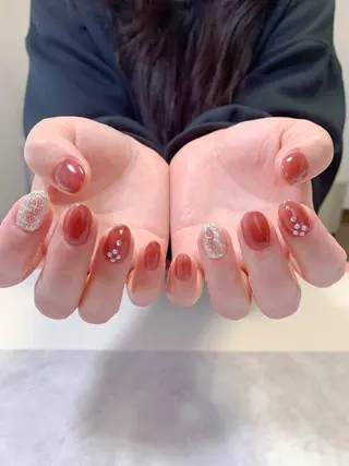 ネイル Sweet-na il所属・社本 七海のネイルデザイン