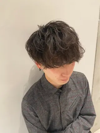 ショート カラー パーマ ヘアアレンジ メンズ パーソナルカラー合わ せたカラー🤍なつみのヘアスタイル