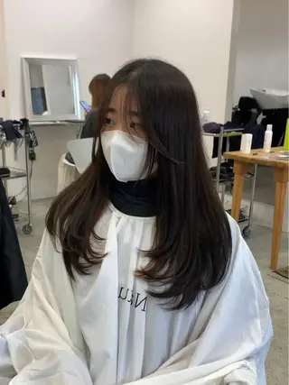 ロング Anela所属・山中 友詩のヘアスタイル